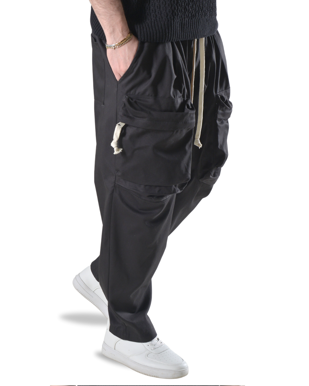 Pantalaccio oversize con tasconi frontali art 017203 nero