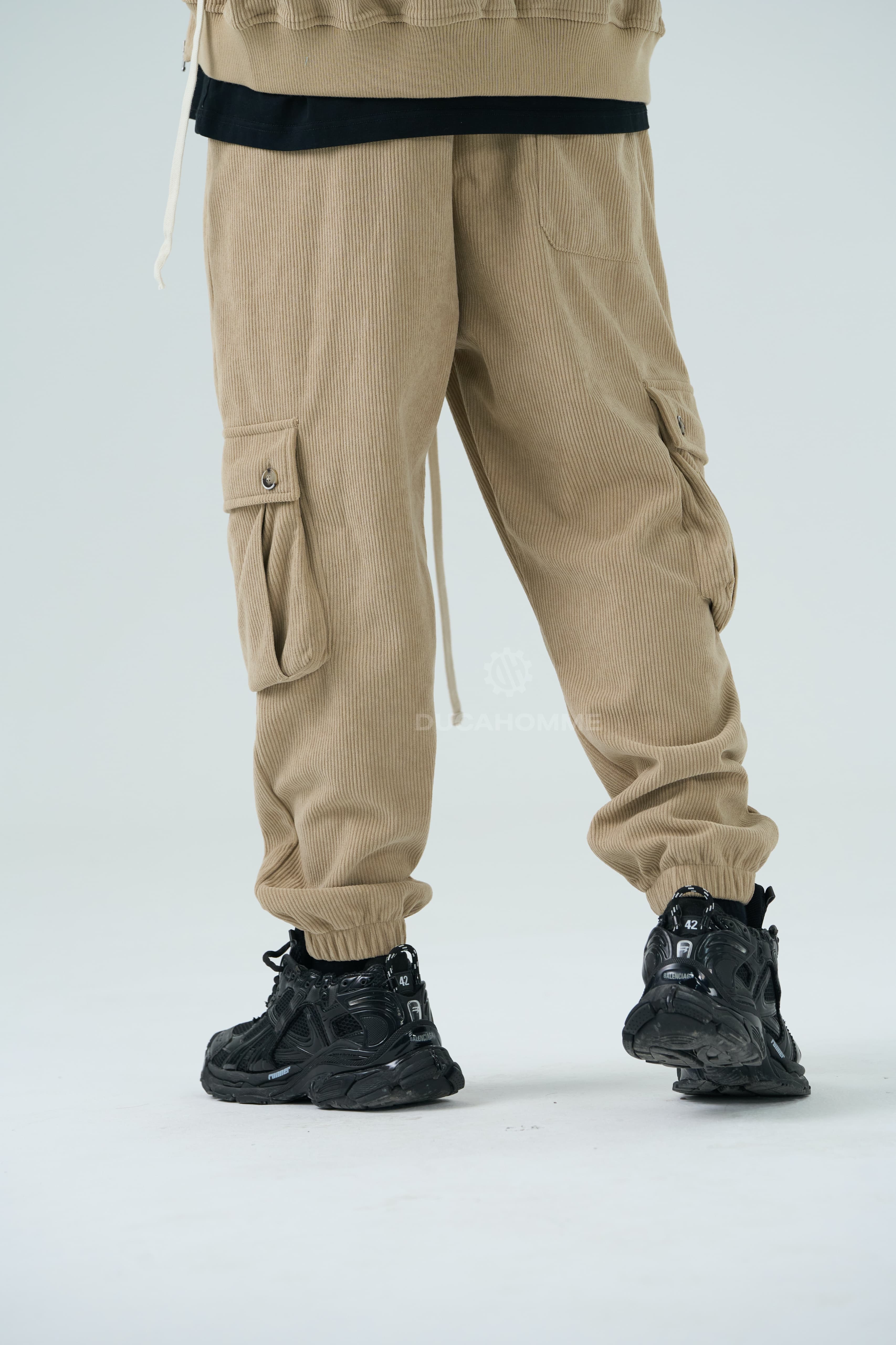 Tuta completa invernale in velluto beige