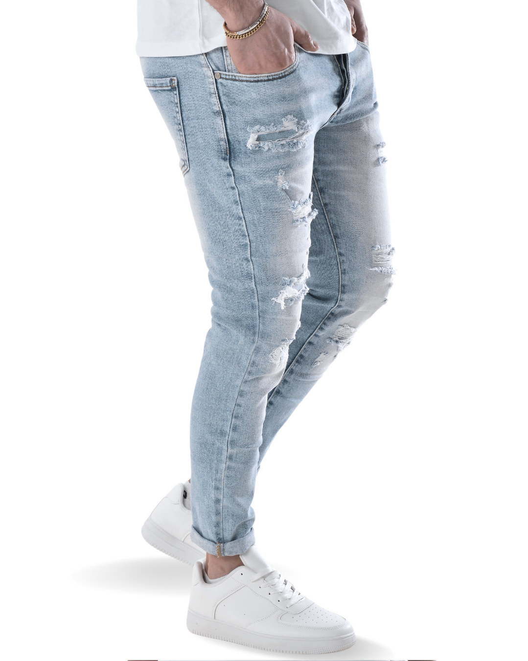 Jeans slim con strappi