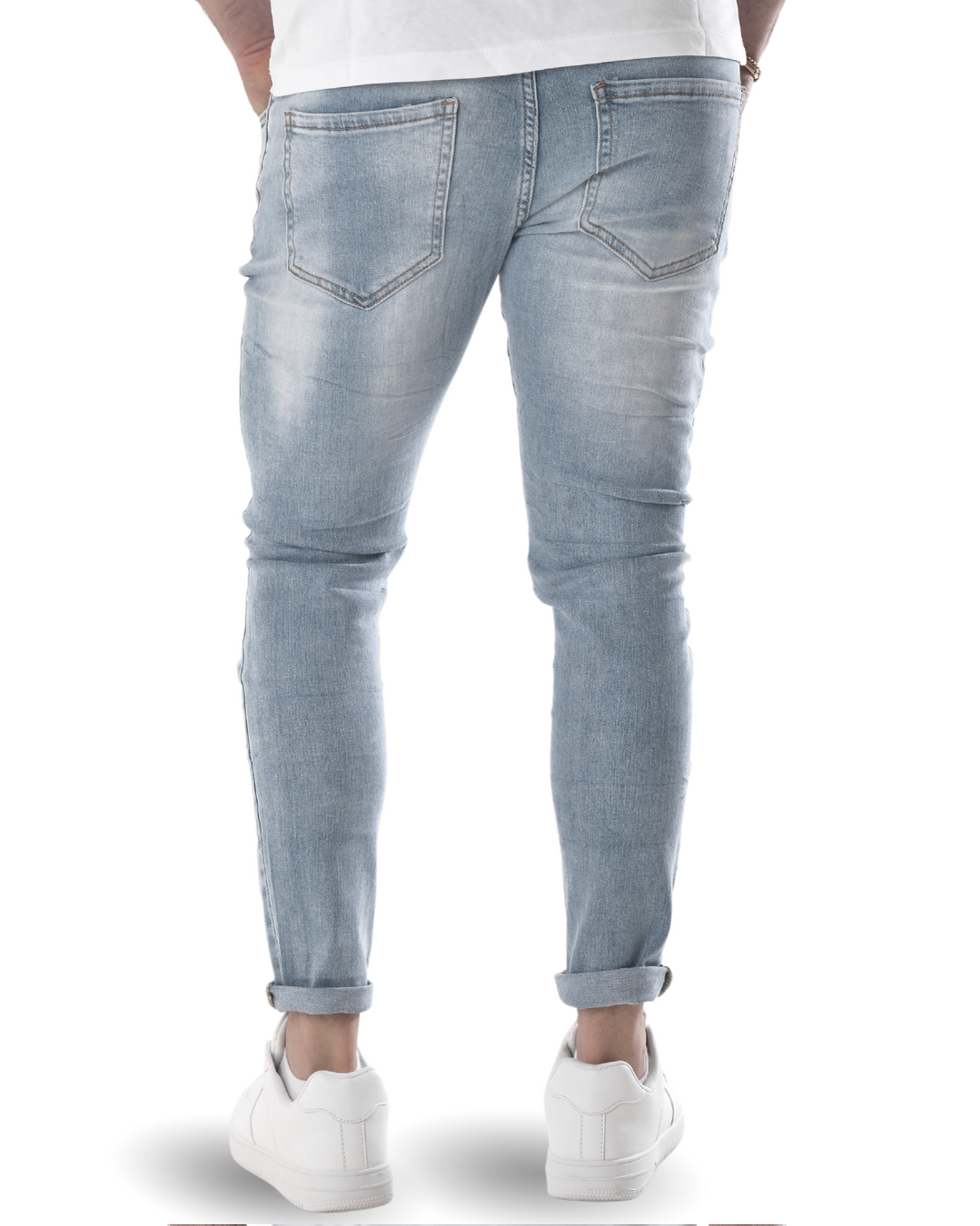 Jeans slim con piccoli strappi 7551b