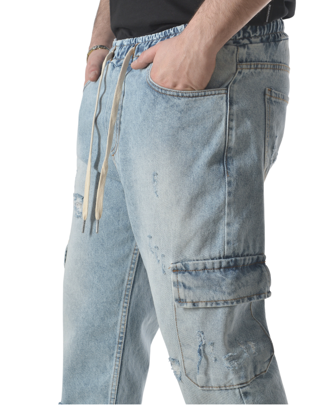 Jeans cargo art varenne loose fit denim chiaro con piccole rotture
