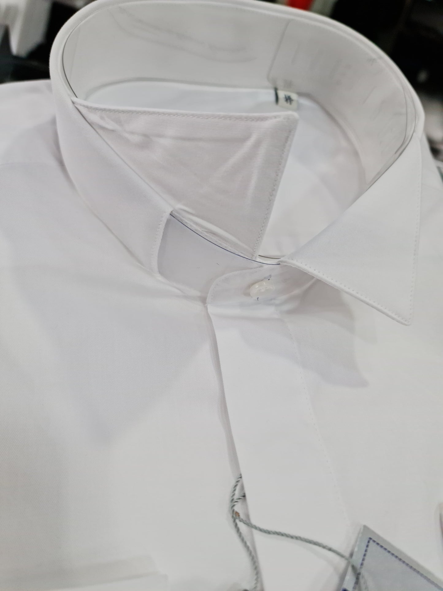 Camicia per abito da cerimonia regular con collo diplomatico bianca