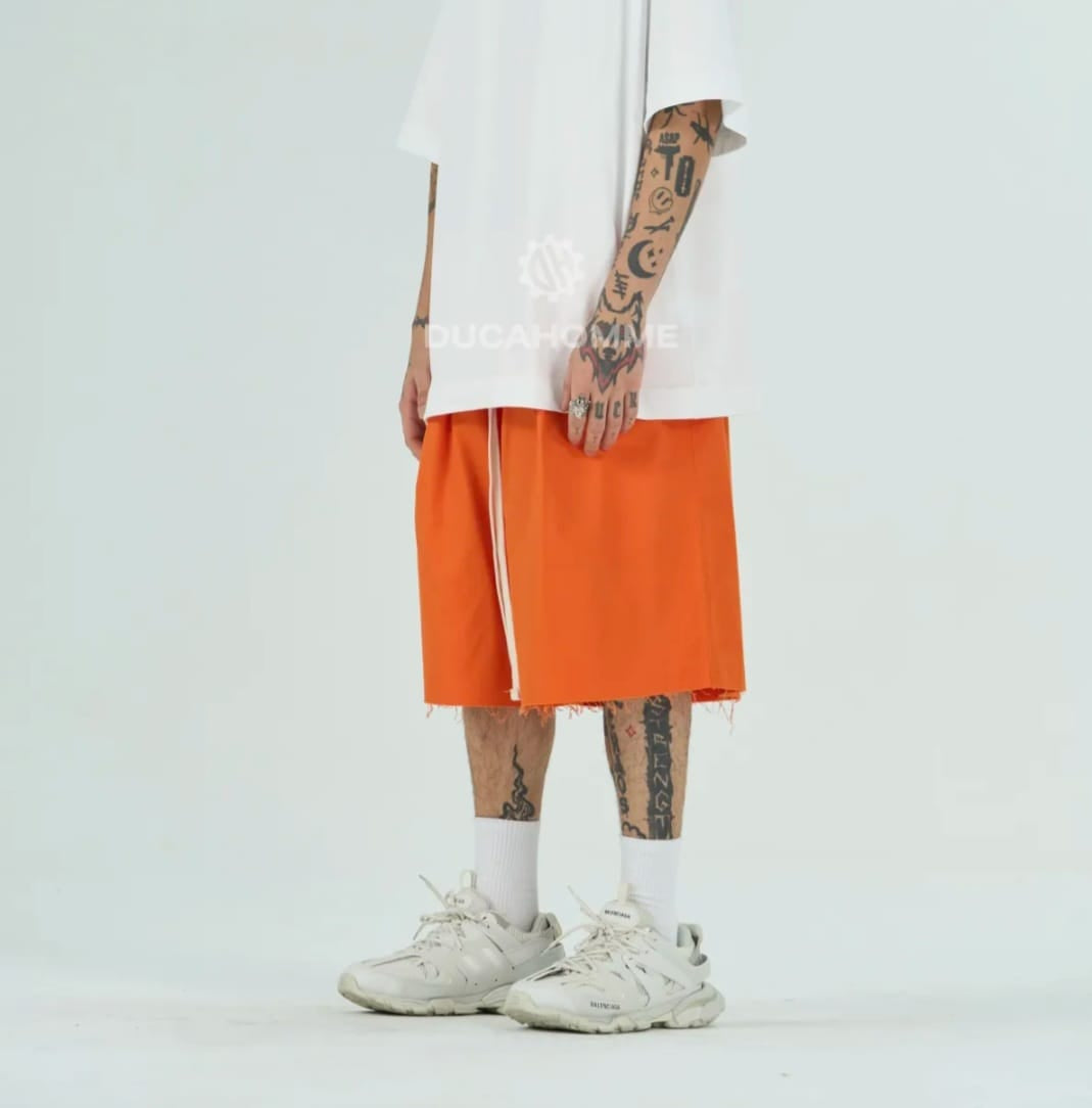 Pantaloncino taglio vivo art.828221 oversize arancione Duca Homme