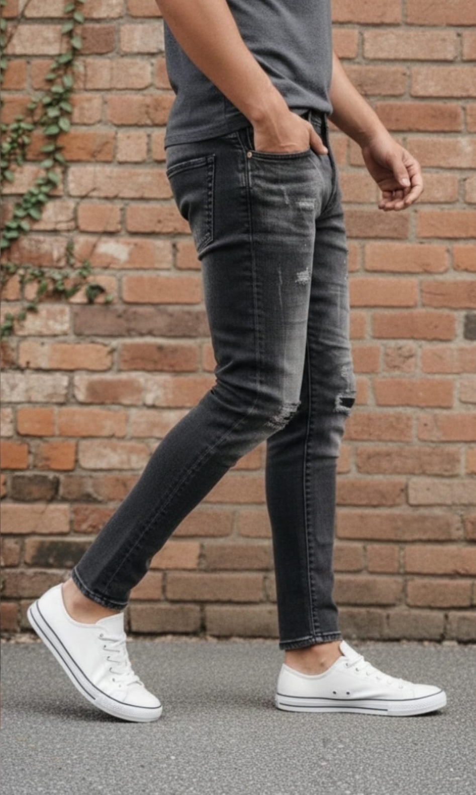 Jeans slim art. 818107 denim grigio scuro con rotture