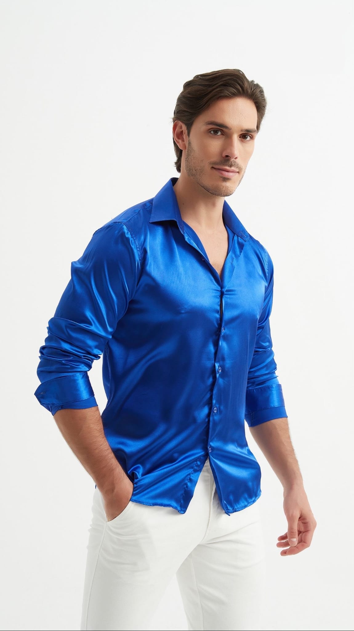 Camicia lucida in raso blu elettrica